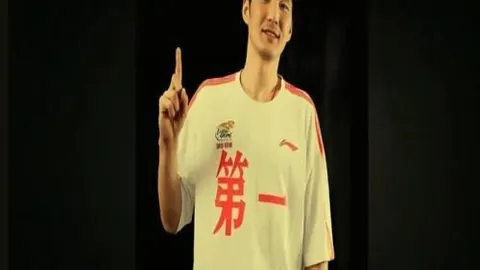 湖人双星闪耀，绿军遭遇滑铁卢，湖人西部第五位跃升